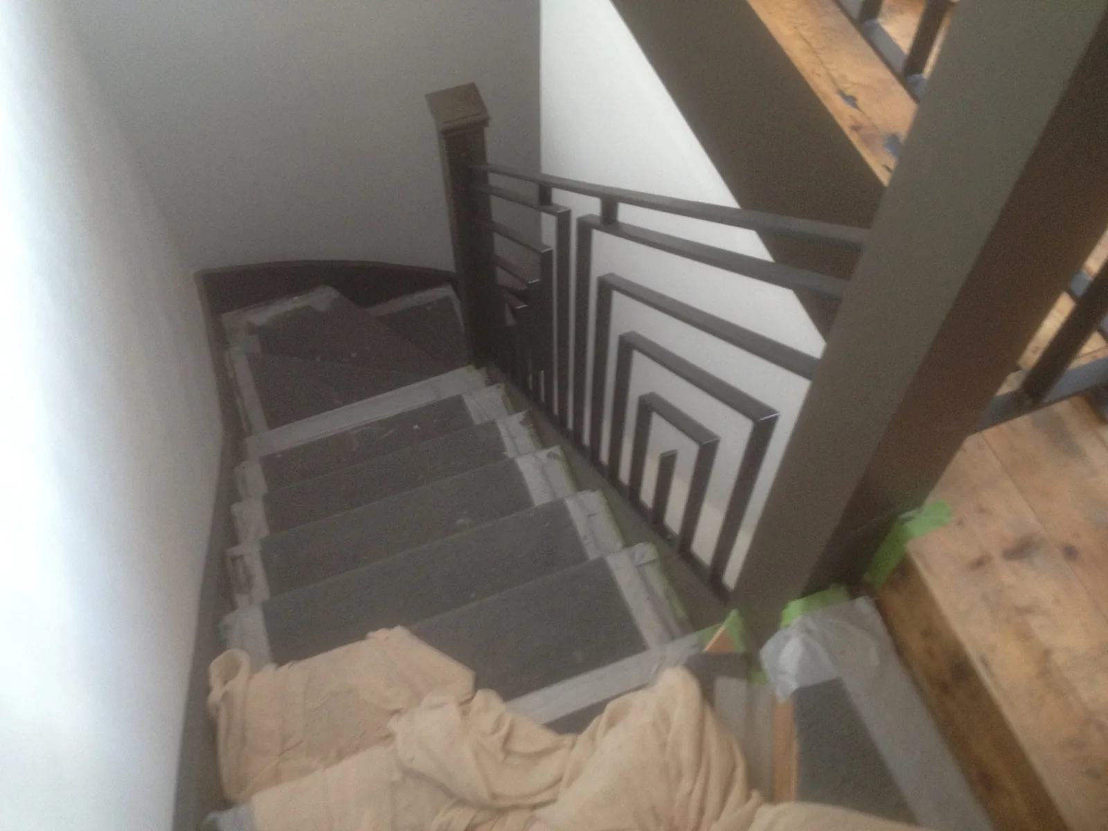 Art deco balustrade, photo 5 of 8