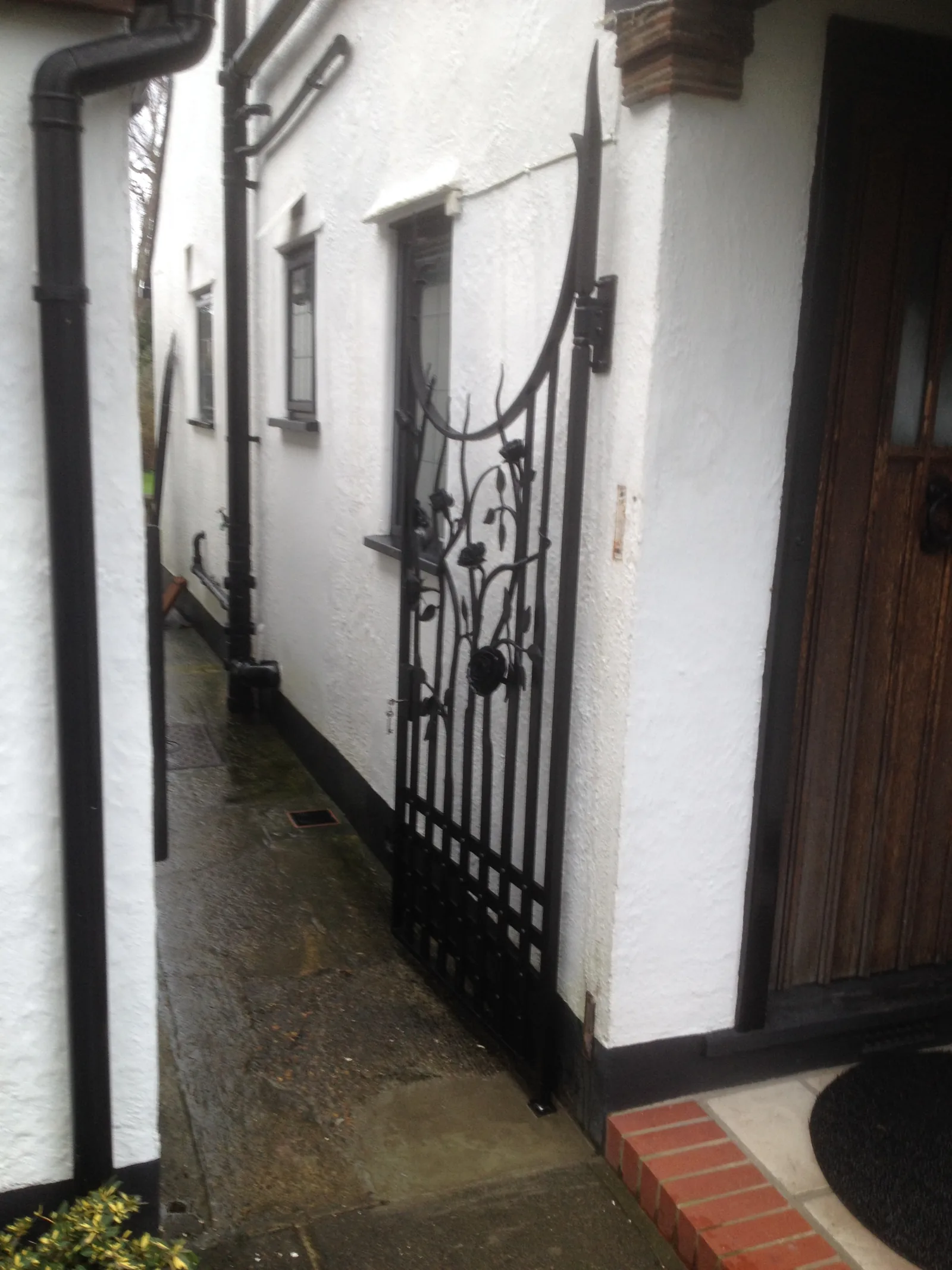 Rose gate, photo 3 of 6